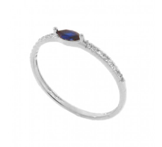 Anel solitario navete 6mm azul zirconia cristal nas laterais. 340033