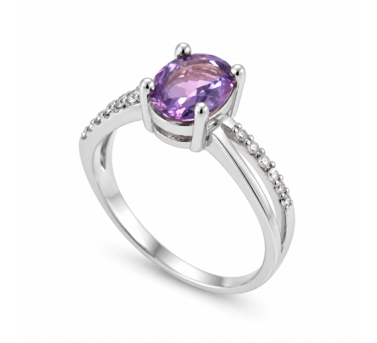 Anel solitario oval ametista zirconia cristal nas laterais, prata. 341467