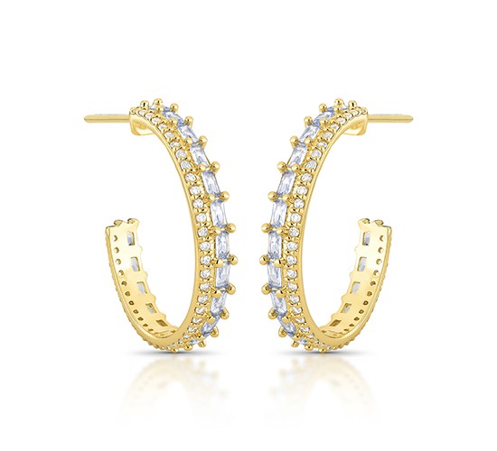 Brinco meia argola 25mm, toda com baguete agua marinha e zirconia cristal. 1520561