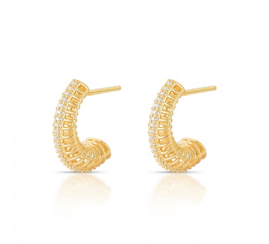 Brinco meia argola vazada 18MM com fiode zirconia no centro. 1535530