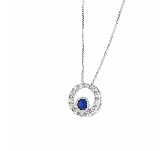 Colar redondo vazado com zirconia azul no centro e cristal em volta. 5mm, prata. 361945